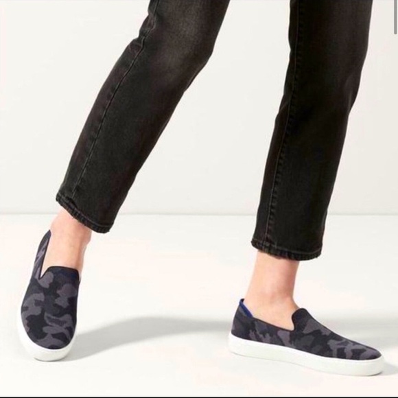 ROTHY’S Grey Camo Slide On Sneakers Women’s size 8 - Picture 1 of 16